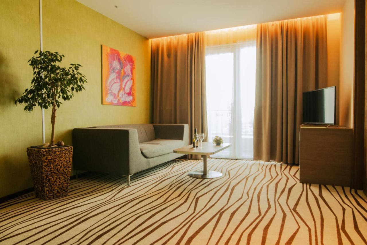 Hotel Ponteo - Activity Park Bratislava Luaran gambar