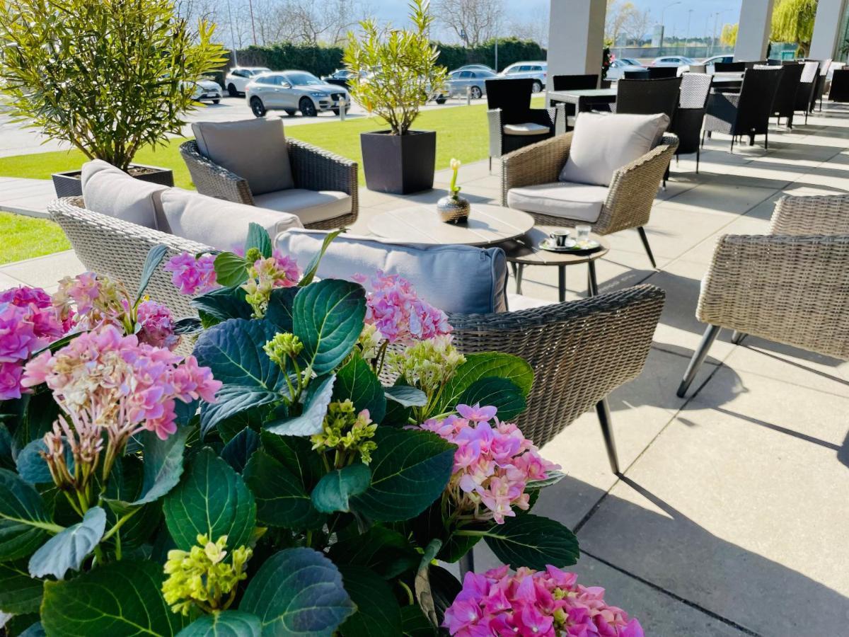 Hotel Ponteo - Activity Park Bratislava Luaran gambar