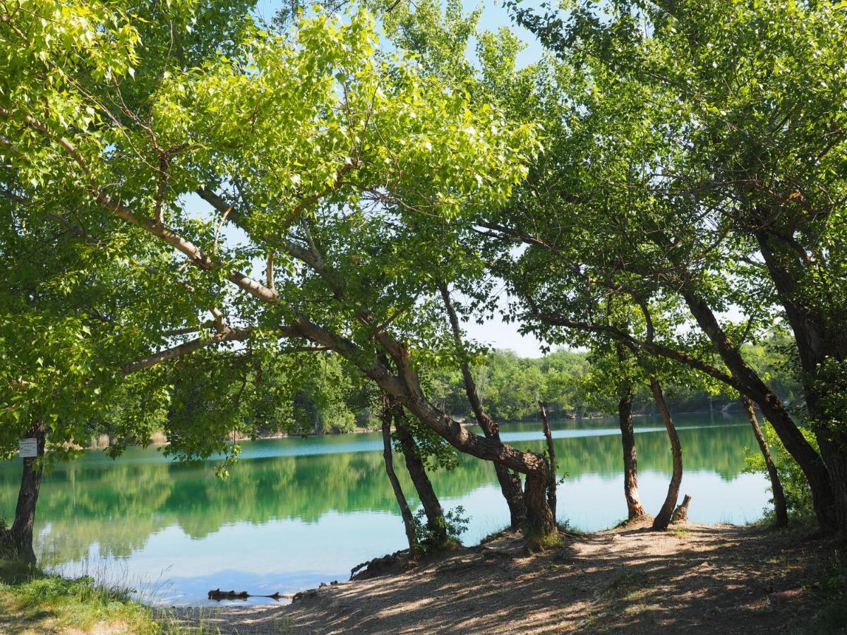 Hotel Ponteo - Activity Park Bratislava Luaran gambar