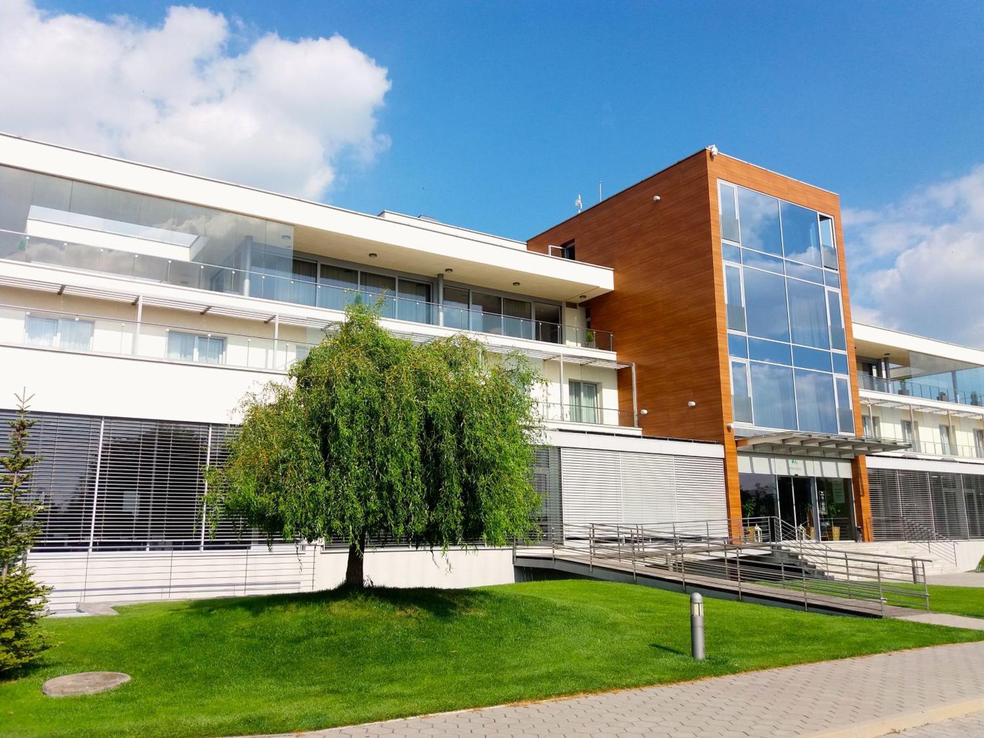 Hotel Ponteo - Activity Park Bratislava Luaran gambar